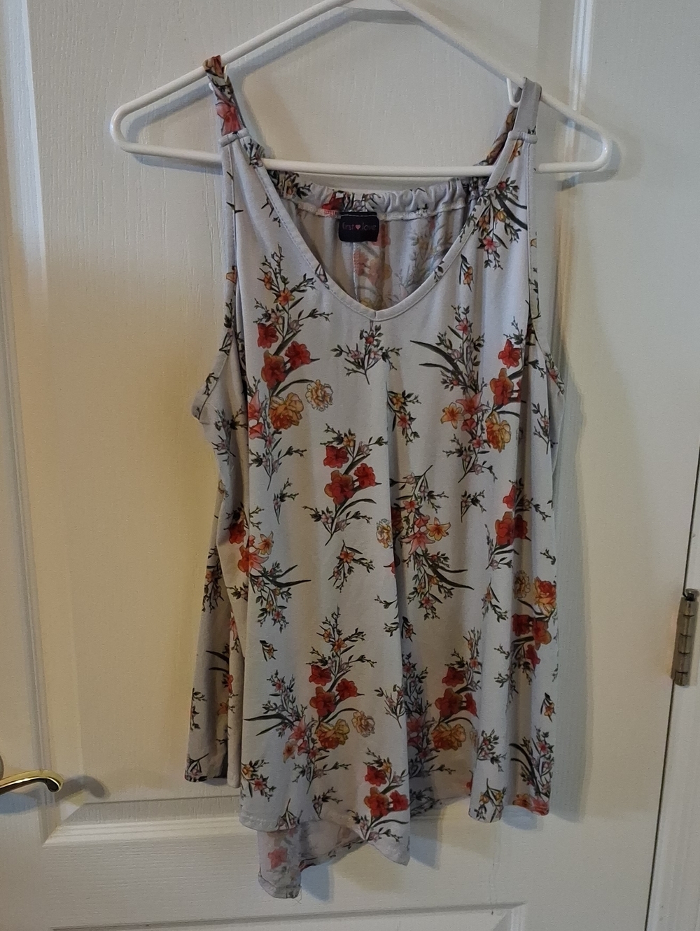 First Love Light Gray Floral Spaghetti Strap Tank w Red & Yellow Blooms Size 2X